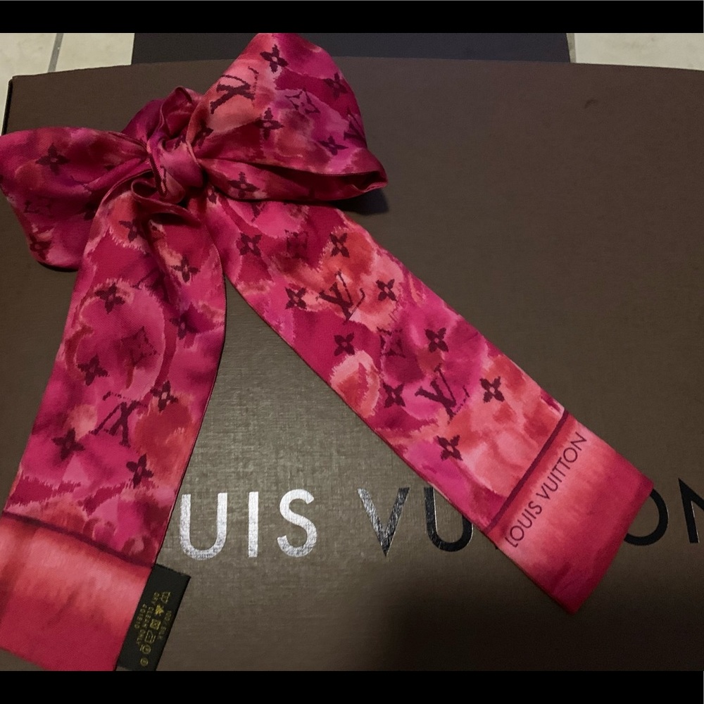 Louis Vuitton bandeau SOLD